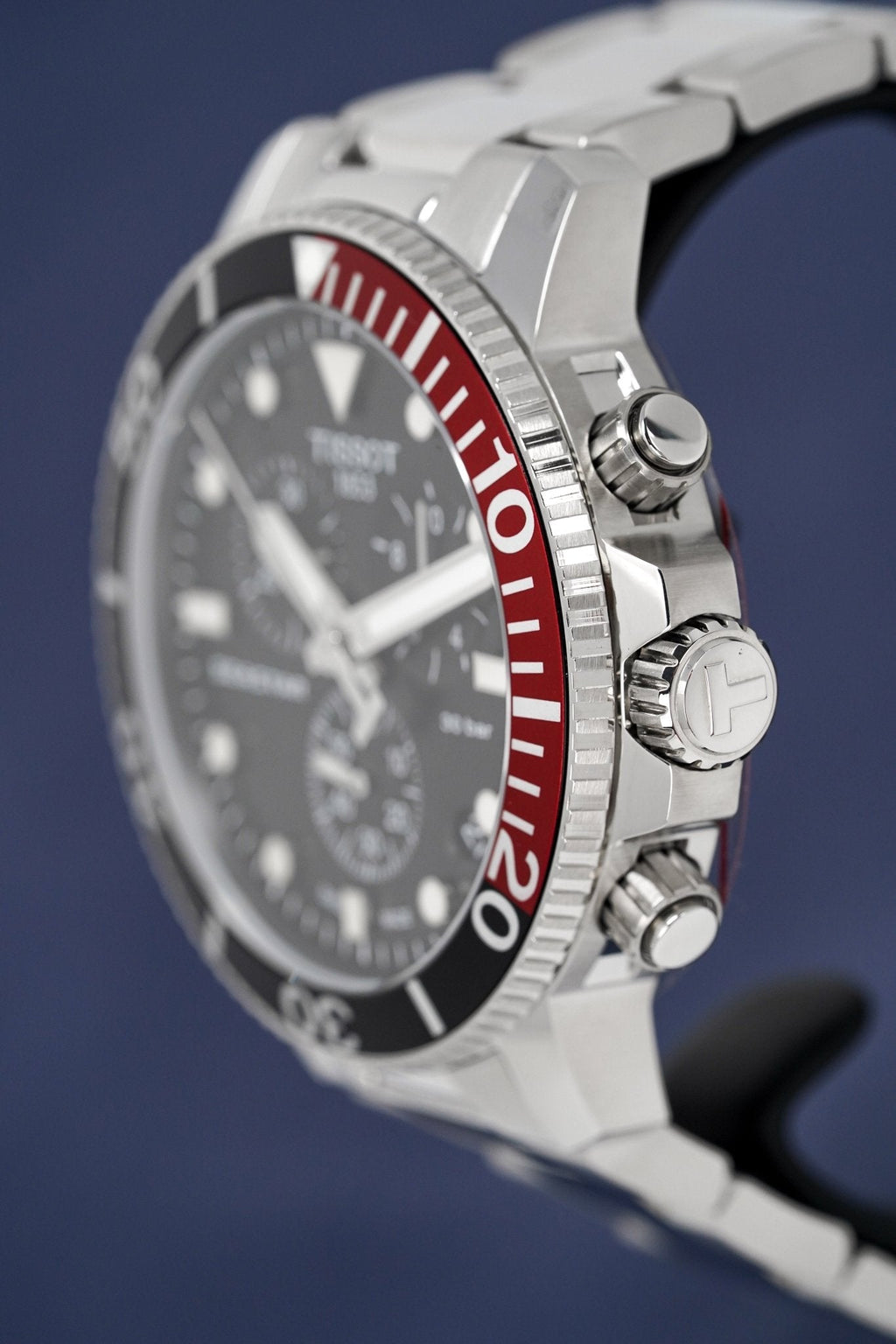 Tissot Chronograph Watch Seastar 1000 T120 417 11 051 01 – product image 4